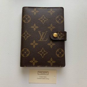 Louis Vuitton Monogram Small Ring Agenda